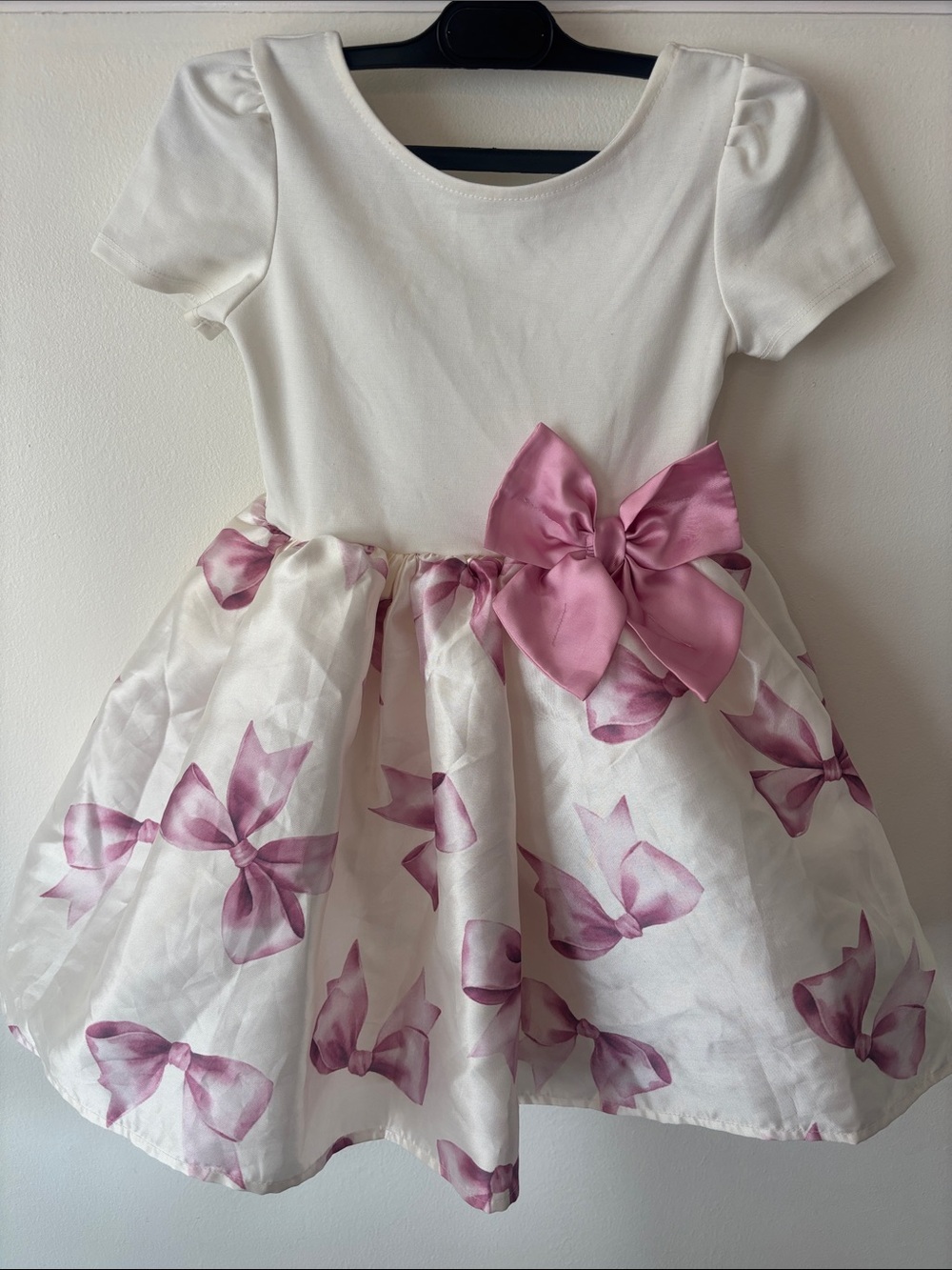 H&M Girls White Dress with Pink Bow Accents Size5T/6